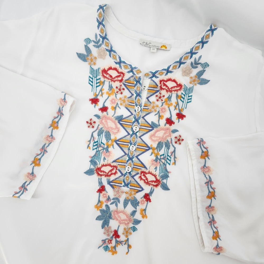 C&C California Colorful Embroidered Top Womens‎ 2X Boho Western Folk Lightweight